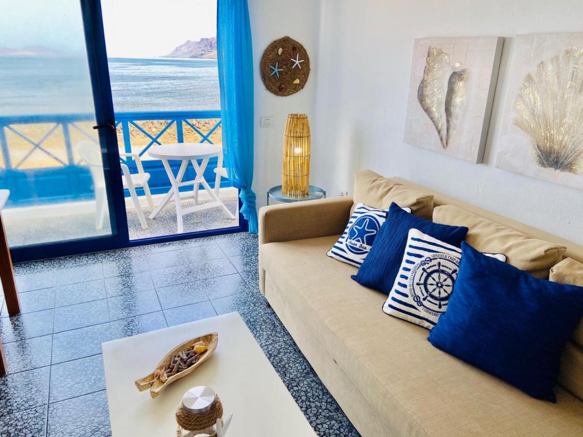 Mirador Del Risco De Famara Apartment Exterior photo