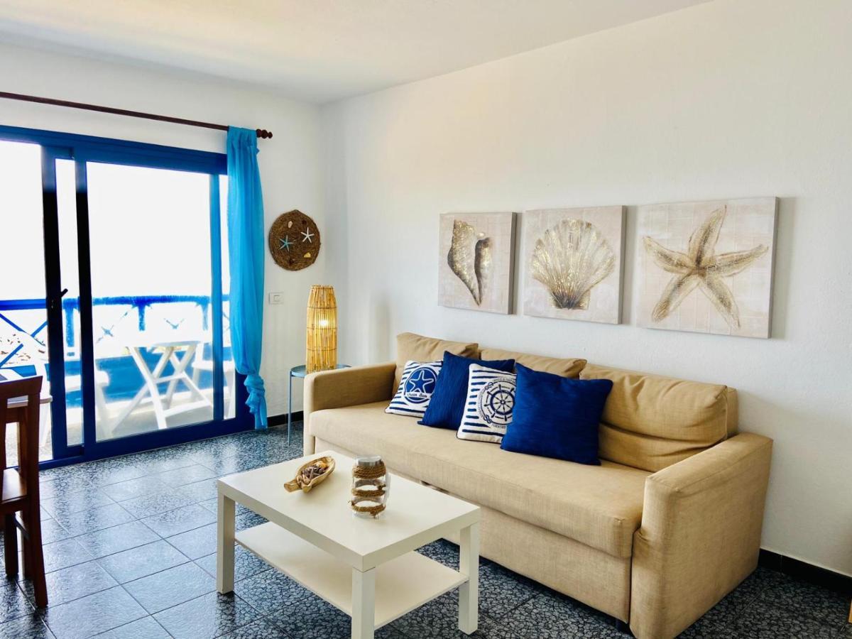 Mirador Del Risco De Famara Apartment Exterior photo