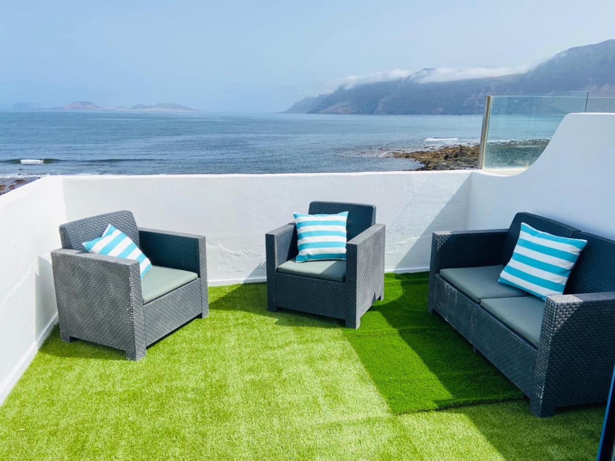 Mirador Del Risco De Famara Apartment Exterior photo