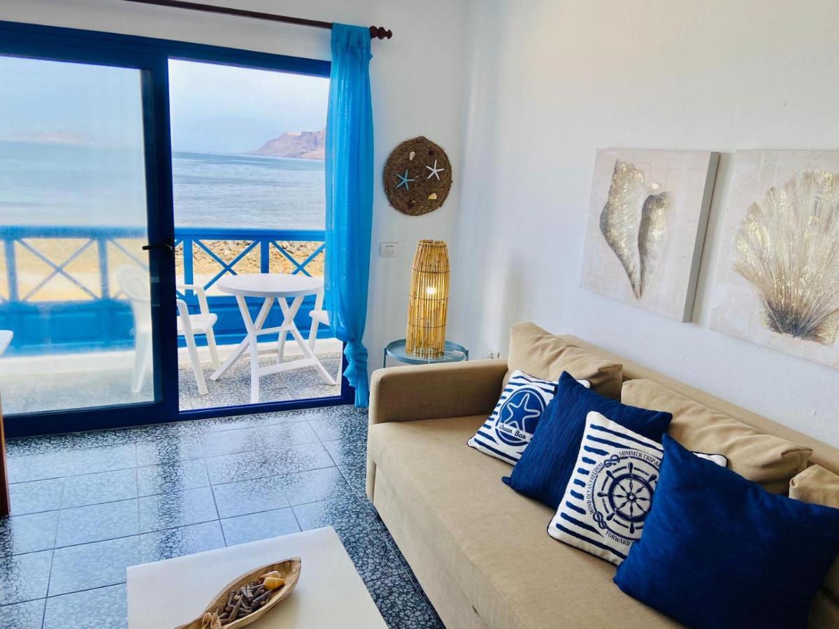 Mirador Del Risco De Famara Apartment Exterior photo